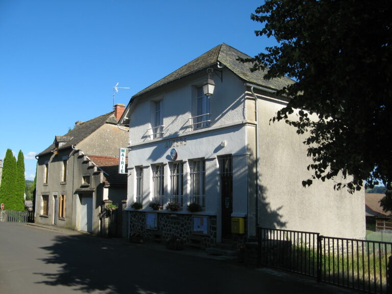 Mairie d'Auzers - communauté de communes du pays de Mauriac