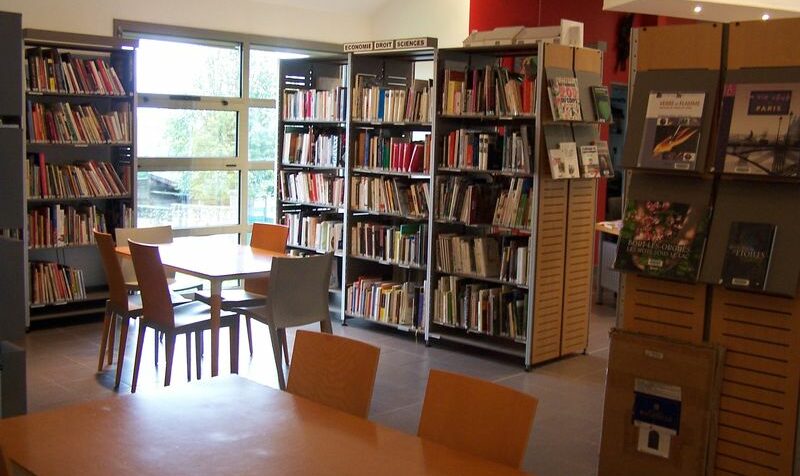 Sports Culture Loisirs : Médiathèque Pays de Mauriac